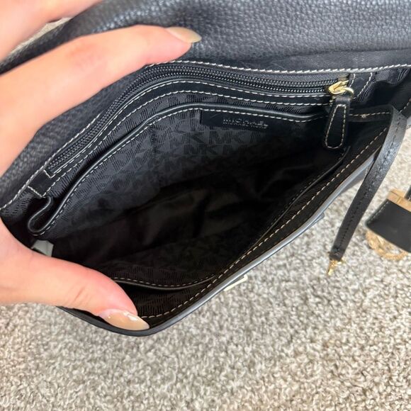 MICHAEL KORS | cross body leather satchel - Picture 9 of 15